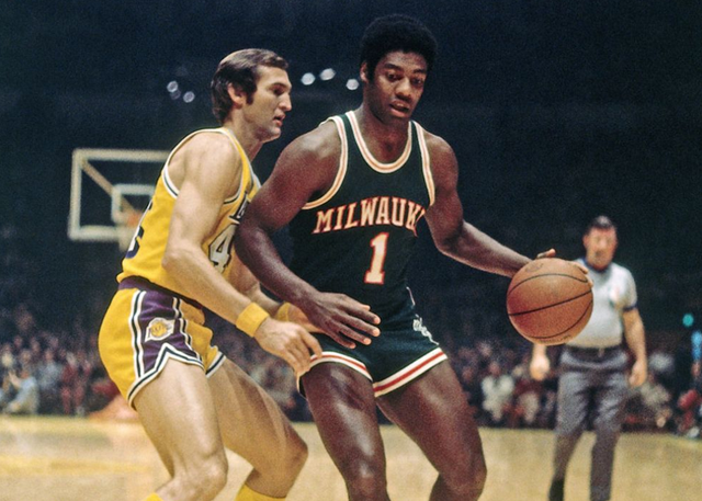 展现了他对 展现了他对